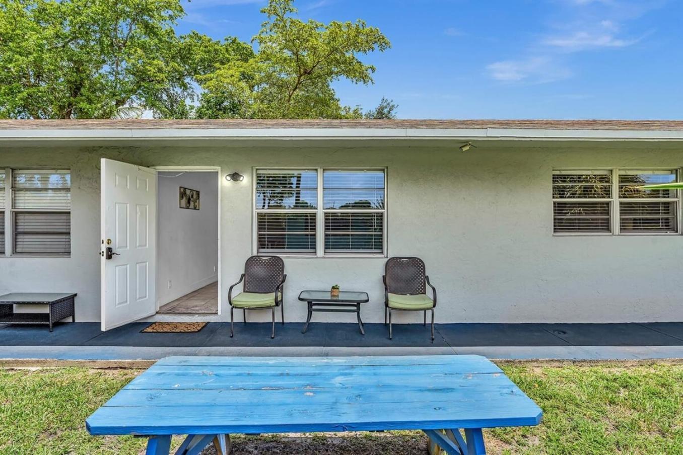 Modern 2Br Oasis Mins To Beach & Casino Db2 Dania Beach Εξωτερικό φωτογραφία