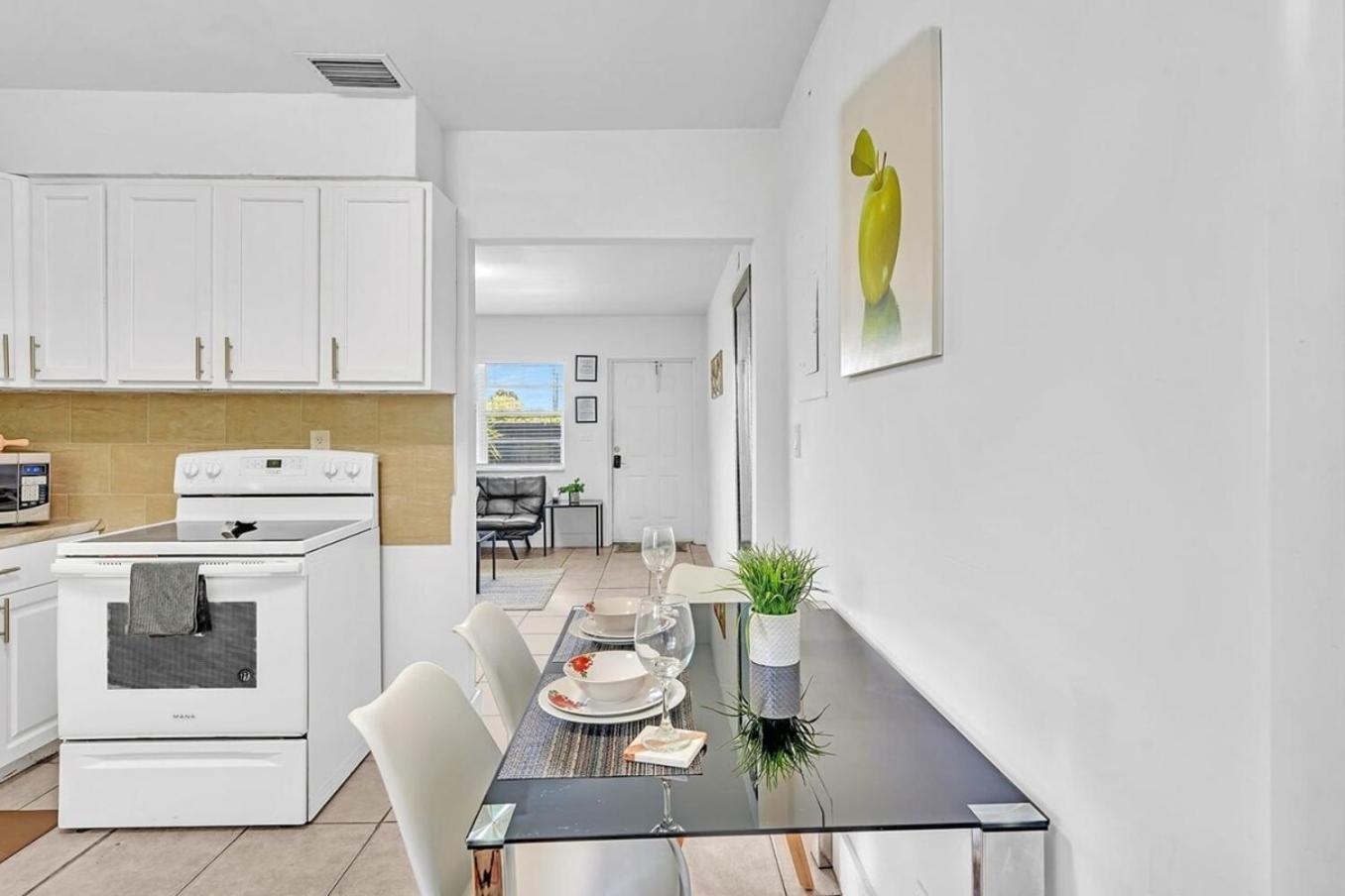 Modern 2Br Oasis Mins To Beach & Casino Db2 Dania Beach Εξωτερικό φωτογραφία
